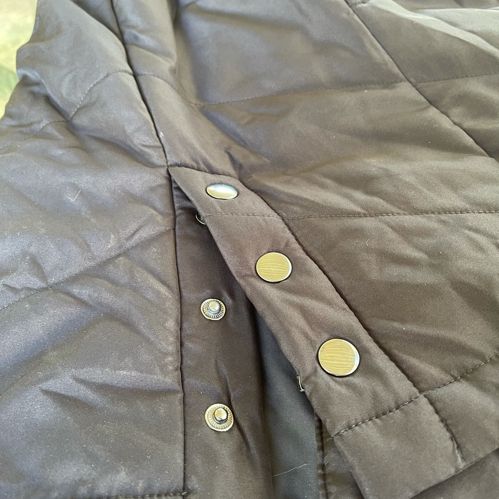 Vest - Picture 4 of 10